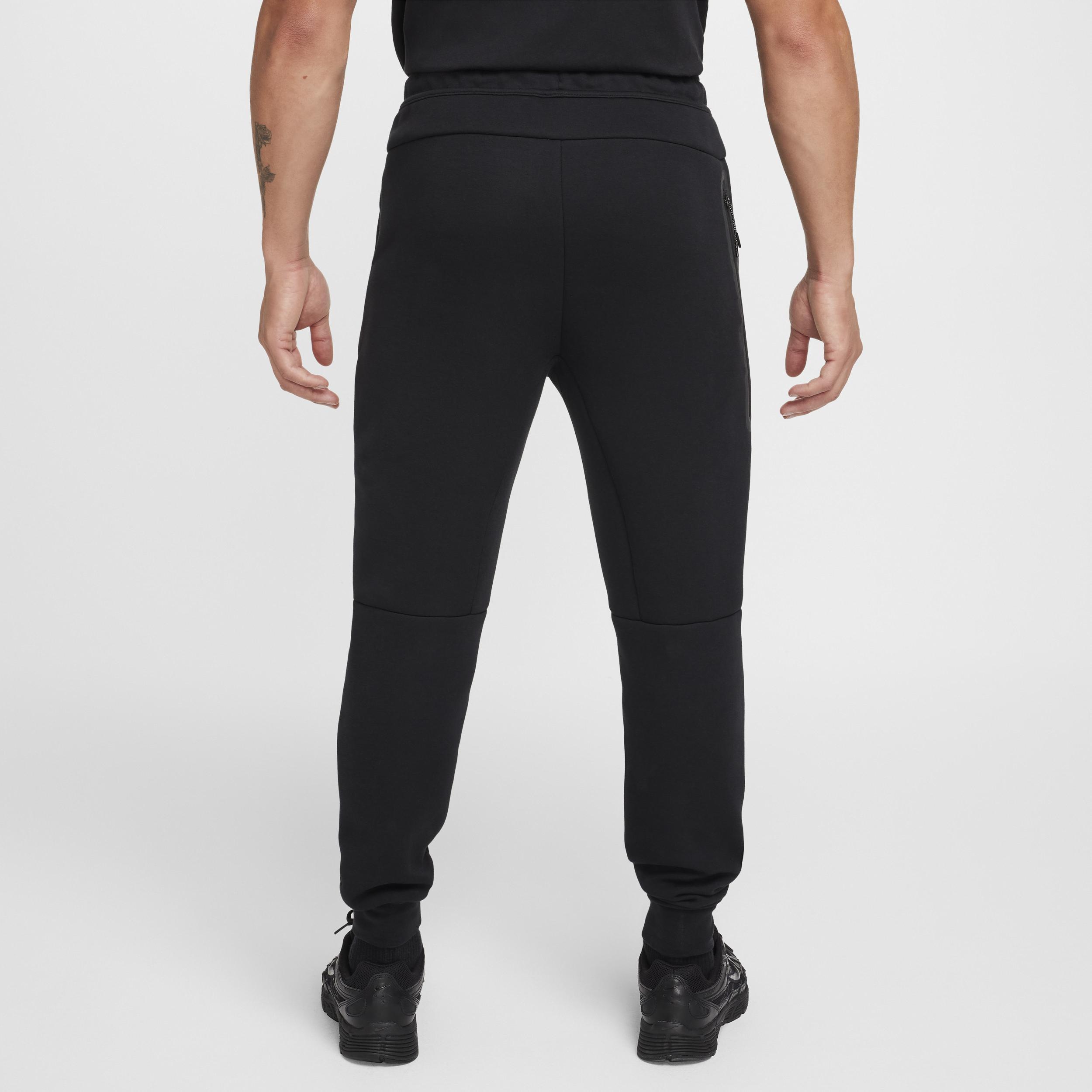 Nike Mens Tech Fleece Jogger Pants Product Image
