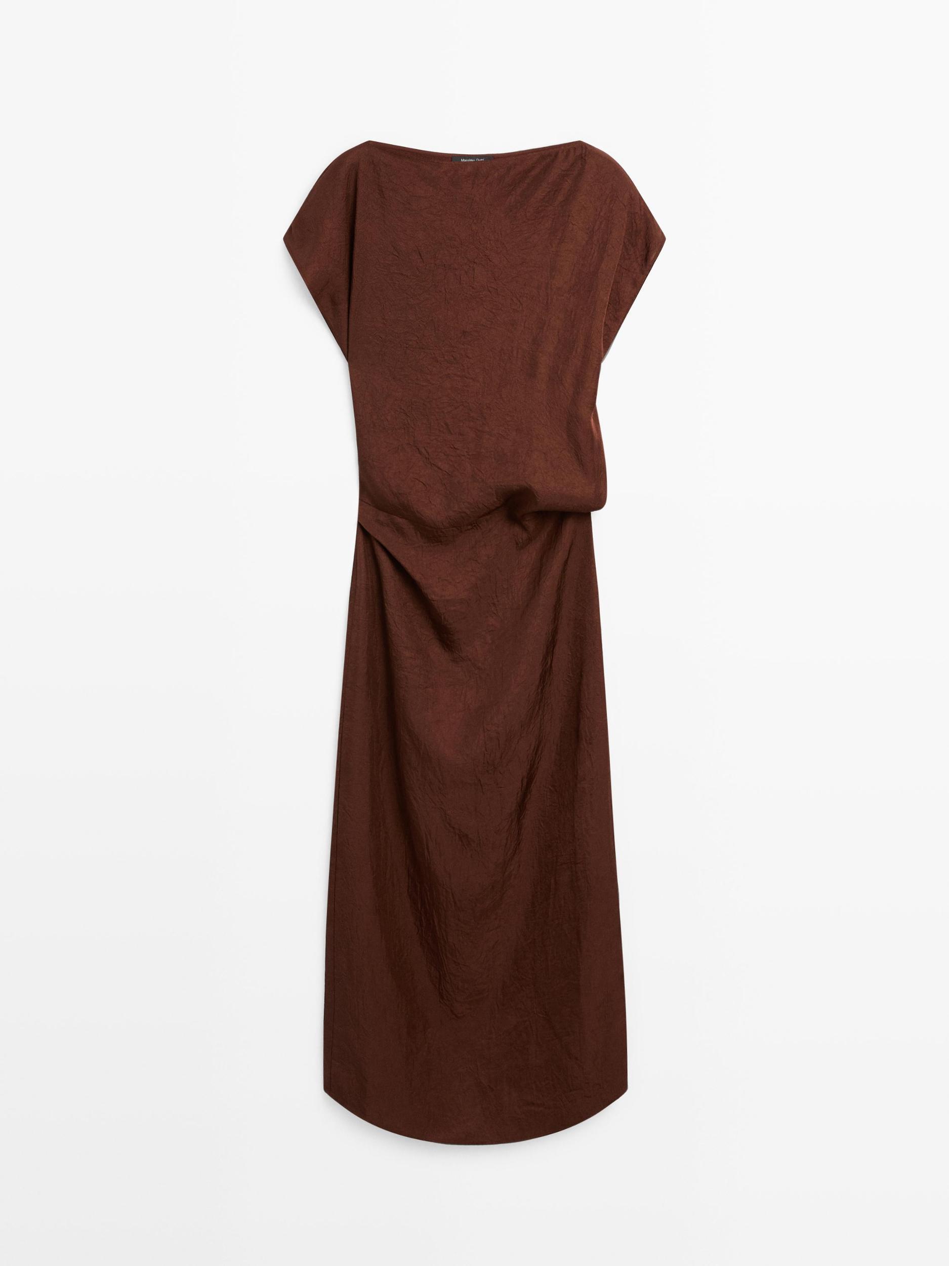 Long dress with gathered waist detail Product Image
