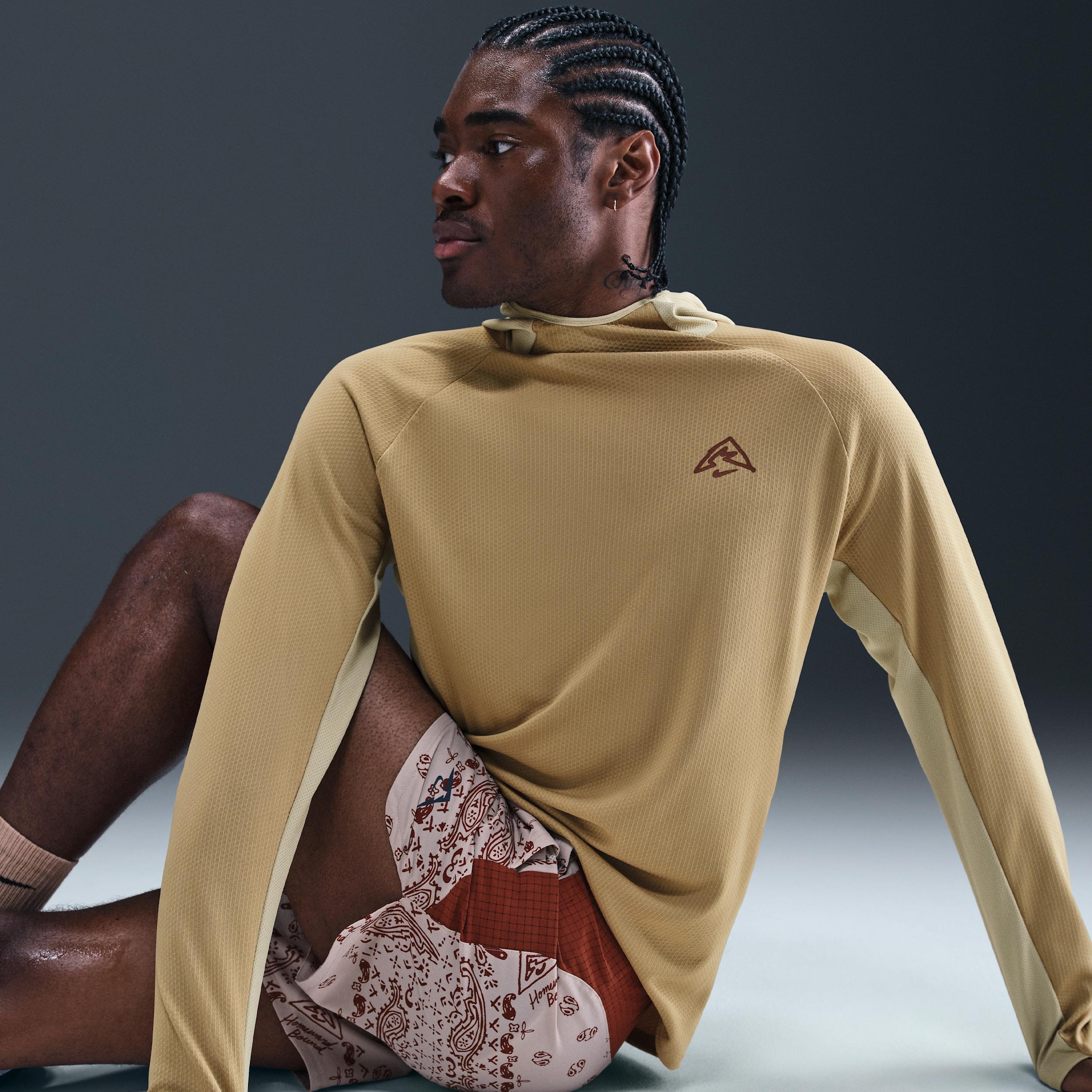Nike Men's Dri-FIT UV Hooded Running Top Product Image