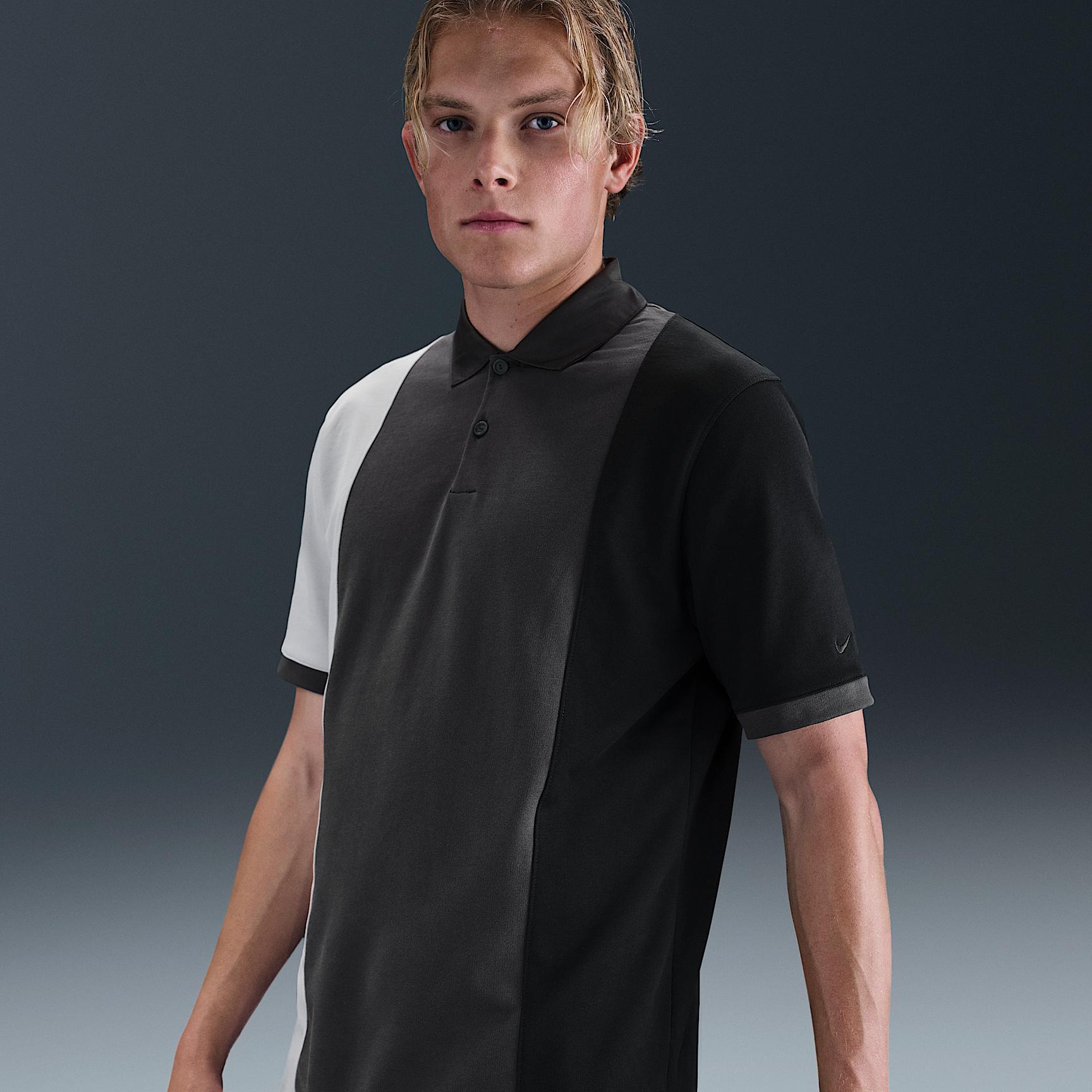 Nike Victory+ Men's Golf Polo Product Image