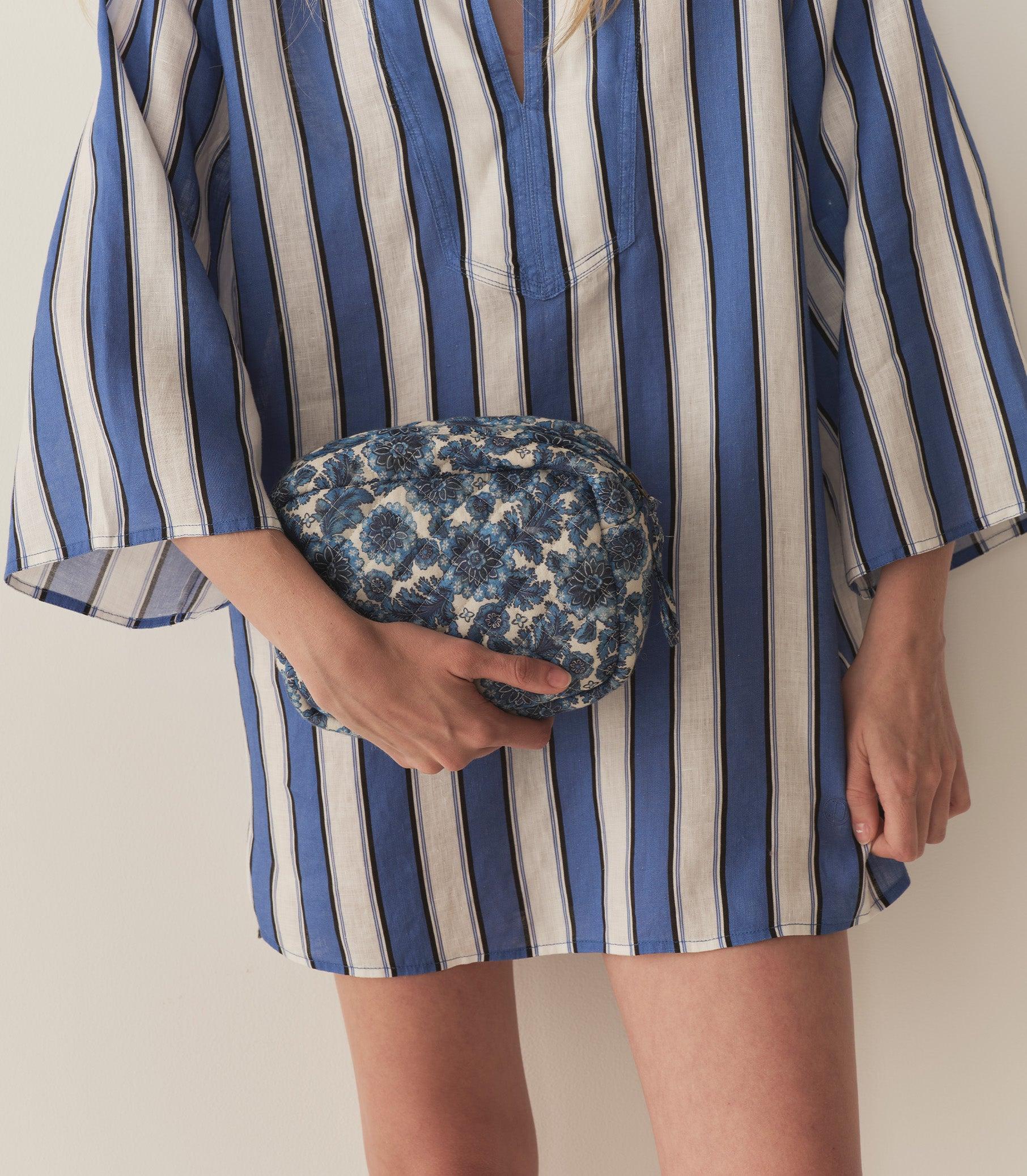 HOLLOWAY POUCH -- BLEU SOLEIL FLEURIT Product Image