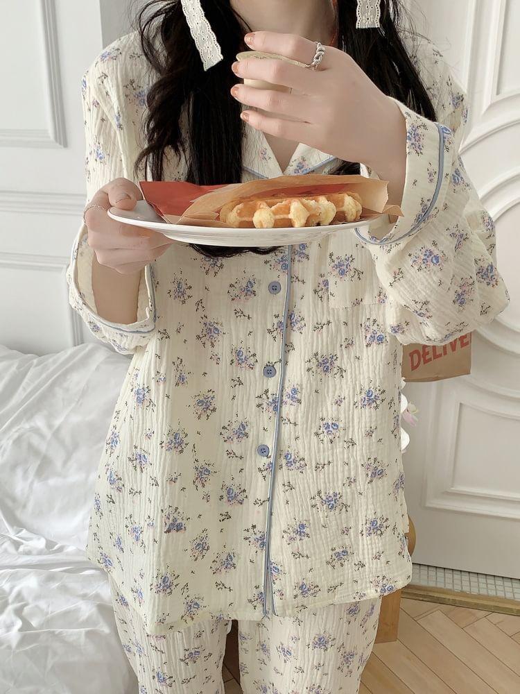 Long-Sleeve Floral Print Pajama Set Product Image