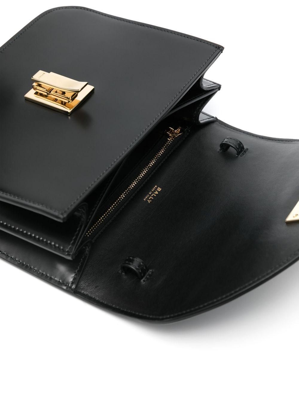 Ollam crossbody bag Product Image