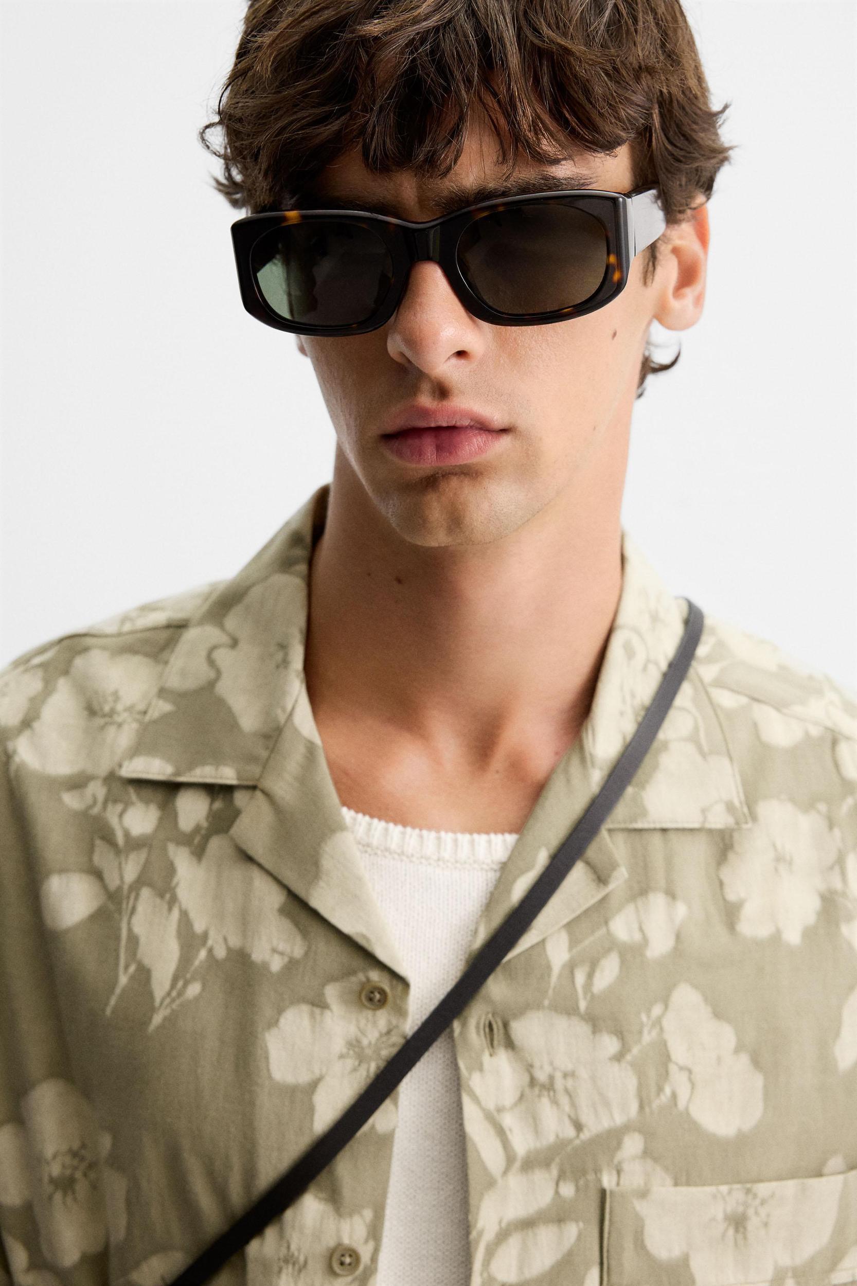 JACQUARD FLORAL SHIRT Product Image