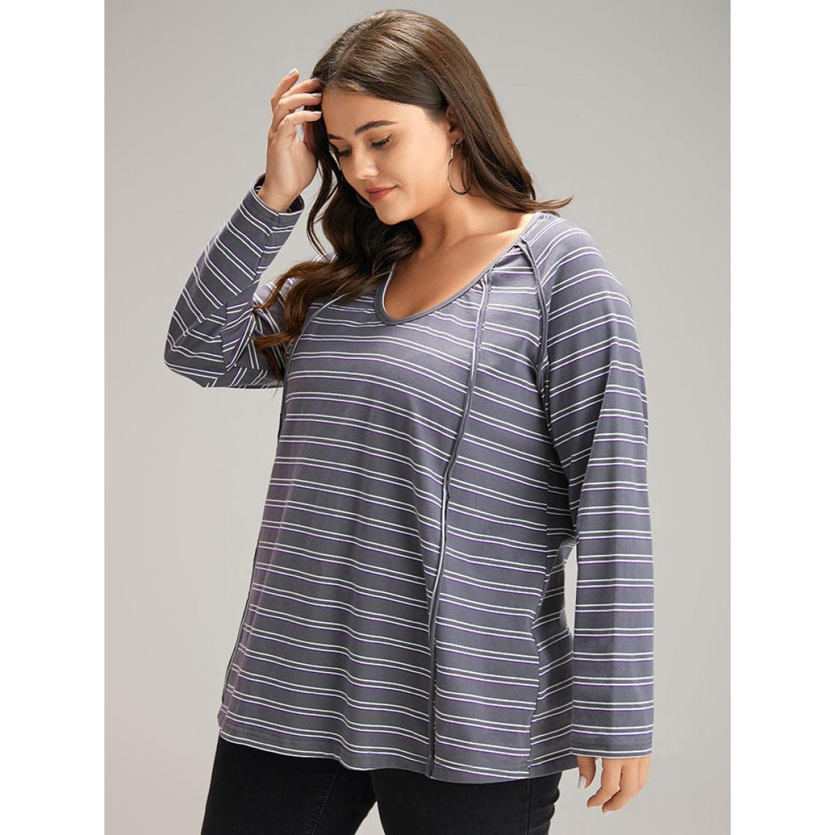 Plus Size Striped Patchwork Raglan Sleeve T-shirt Heather Women Casual Contrast Striped V-neck Dailywear T-shirts BloomChic 28/5X Product Image