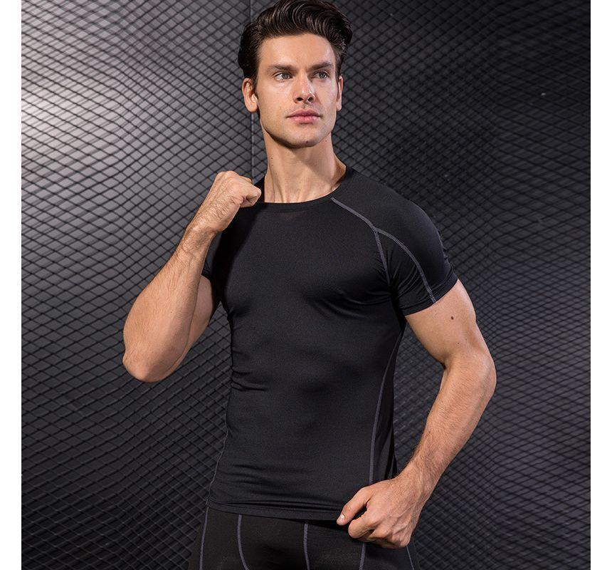Short-Sleeve Crew Neck Striped Sports T-Shirt Product Image