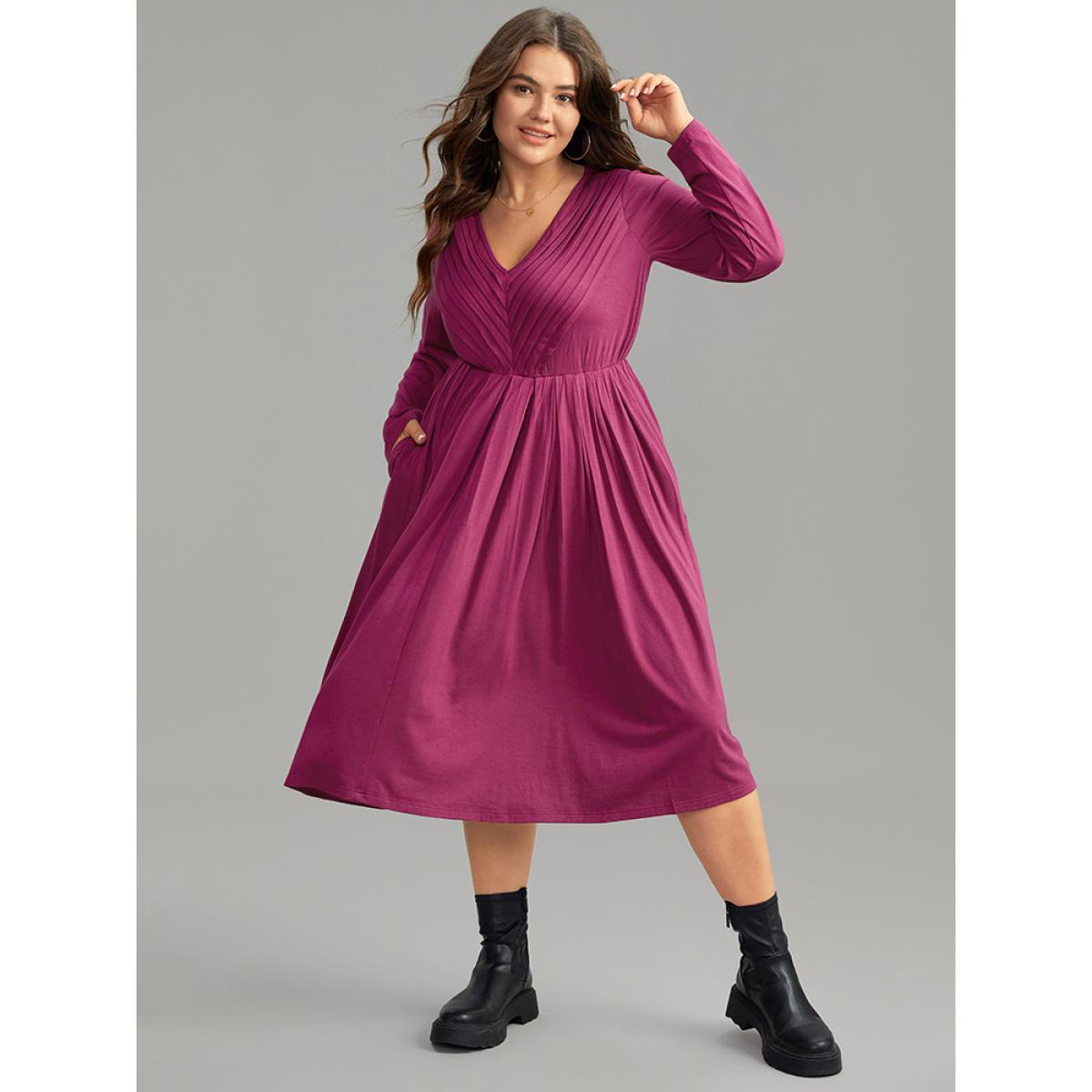 Plus Size Solid Pleated V Neck Elastic Waist Dress Purple Women Casual Plain V-neck Long Sleeve Curvy Midi Dress BloomChic 18-20/2X Product Image
