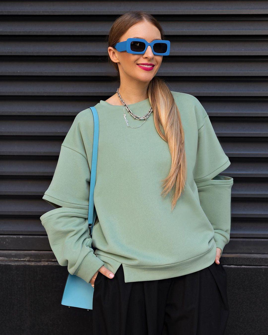 Round Neck Loose Sweatshirt Product Image
