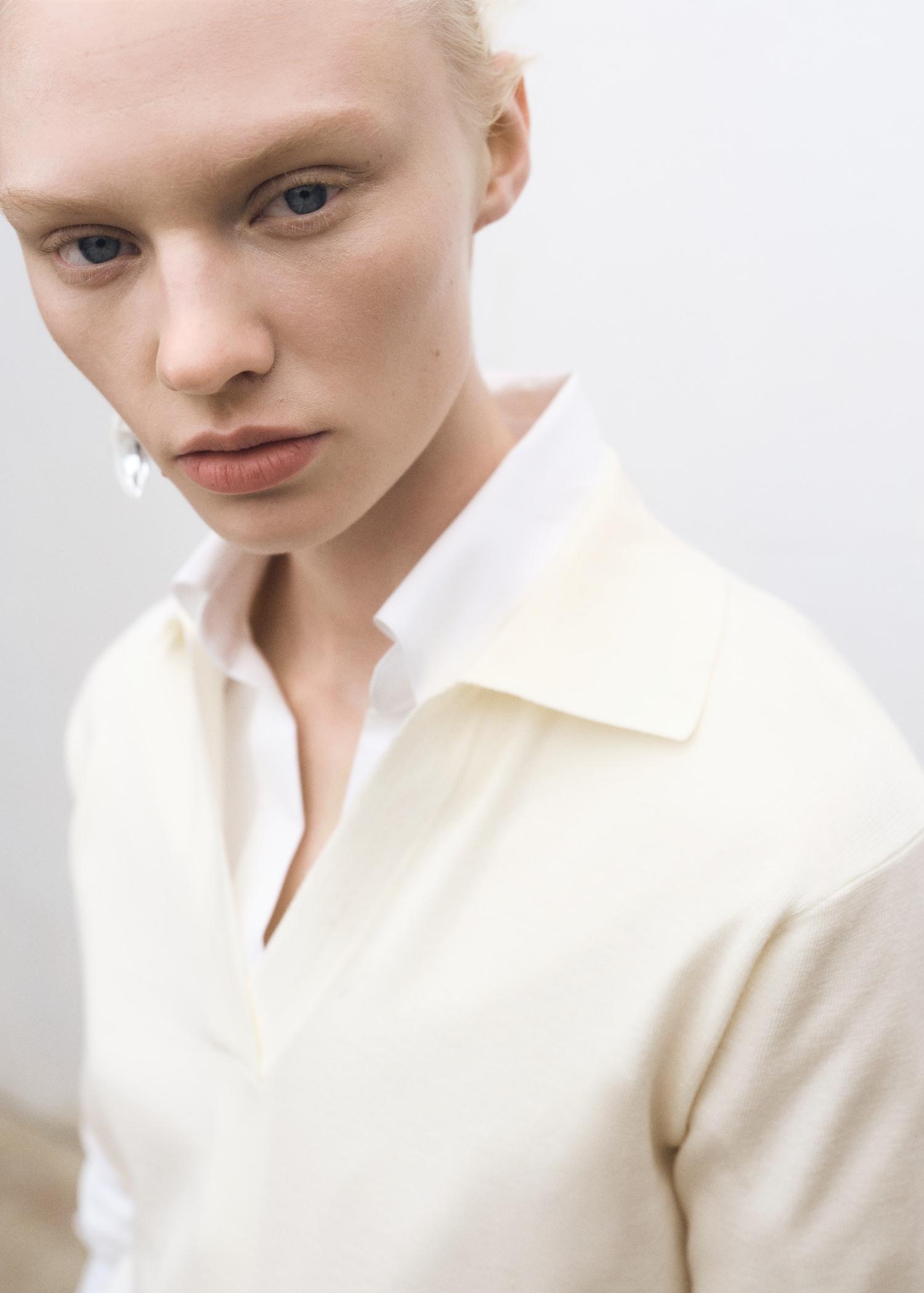 Wool-blend polo-neck sweater - Women | MANGO USA Product Image