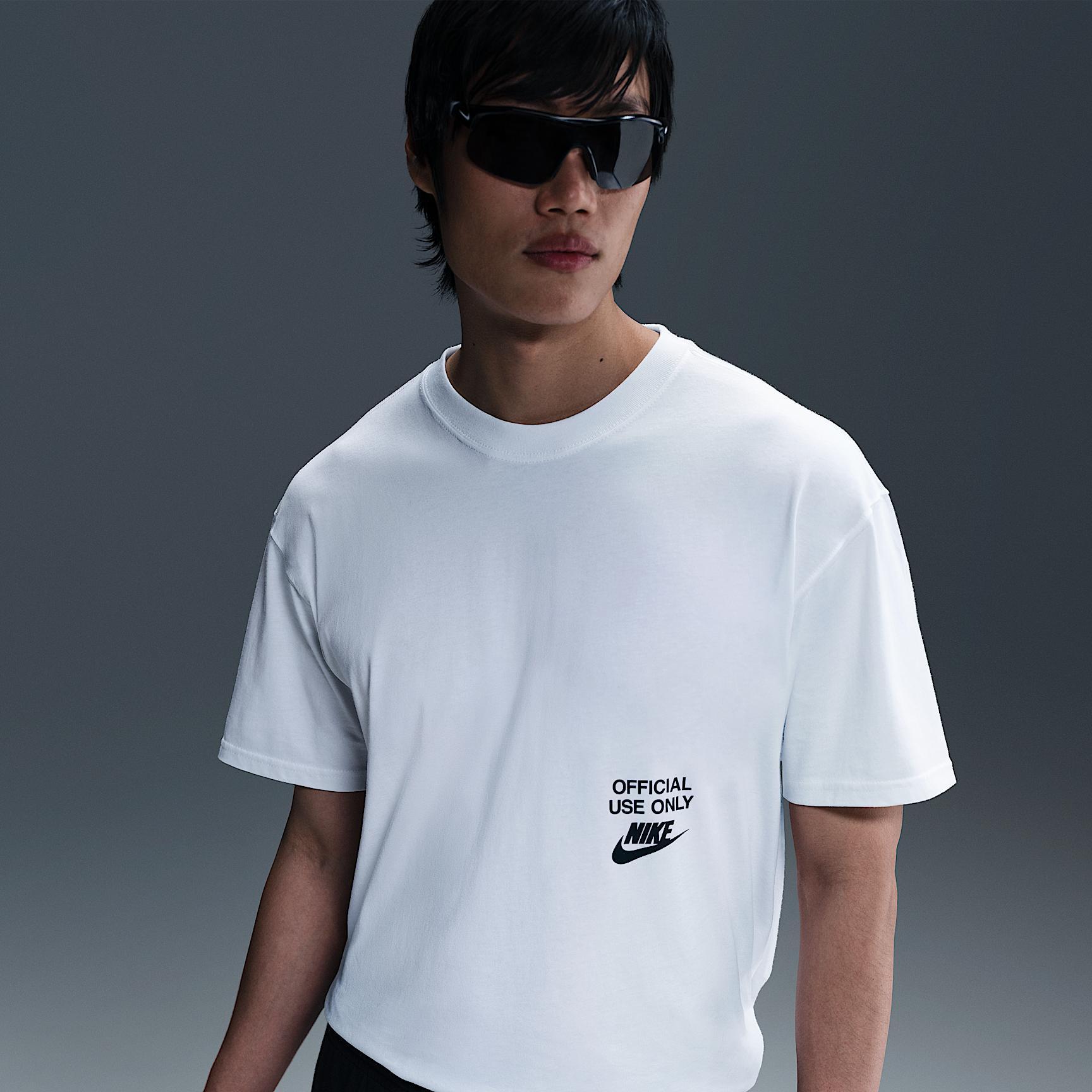 Men's Nike Sportswear Max90 T-Shirt Product Image