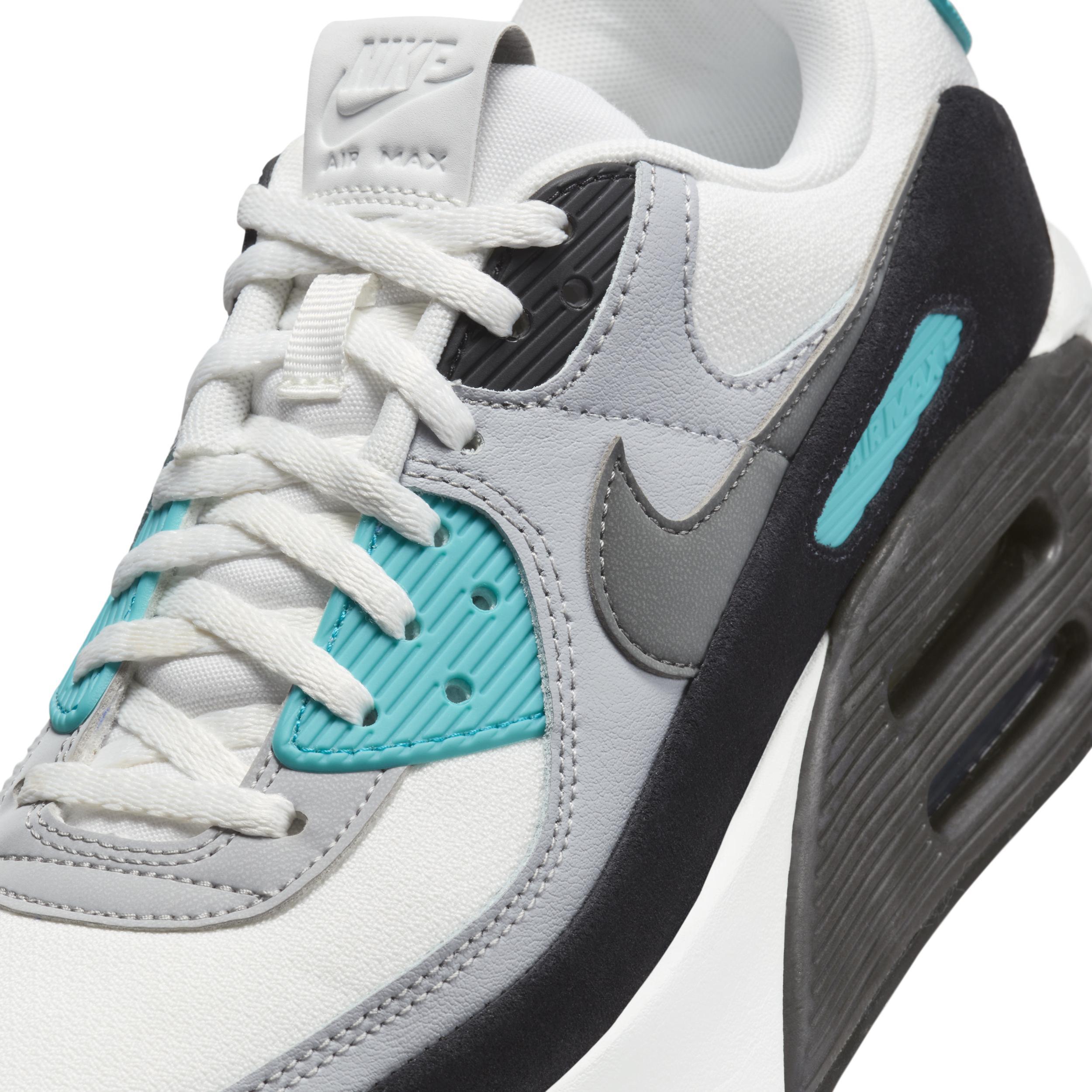 Nike Women's Air Max 0 LV8 Shoes Product Image