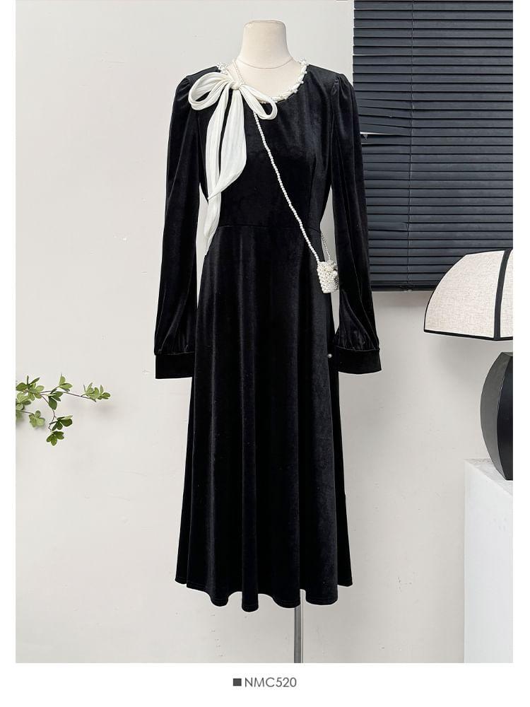 Tie-Neckline Velvet A-Line Dress with Sash Product Image