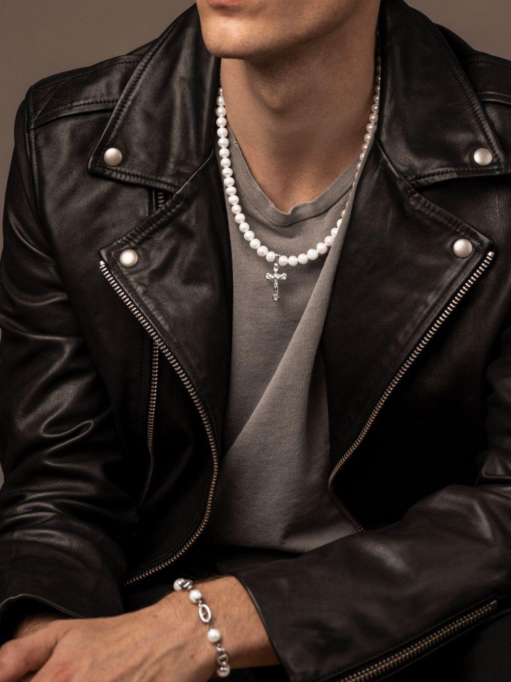 cross-pendant pearl necklace Product Image