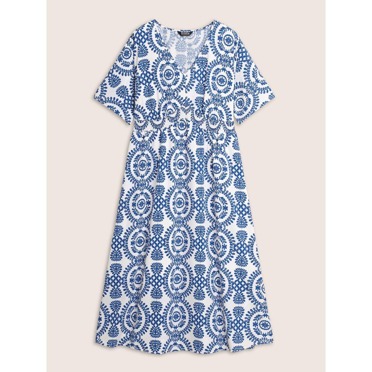Plus Size Bandana Print Shirred Split Side Maxi Dress Mediumblue Women Resort Shirred V-neck Short sleeve Curvy BloomChic 18-20/2X Product Image