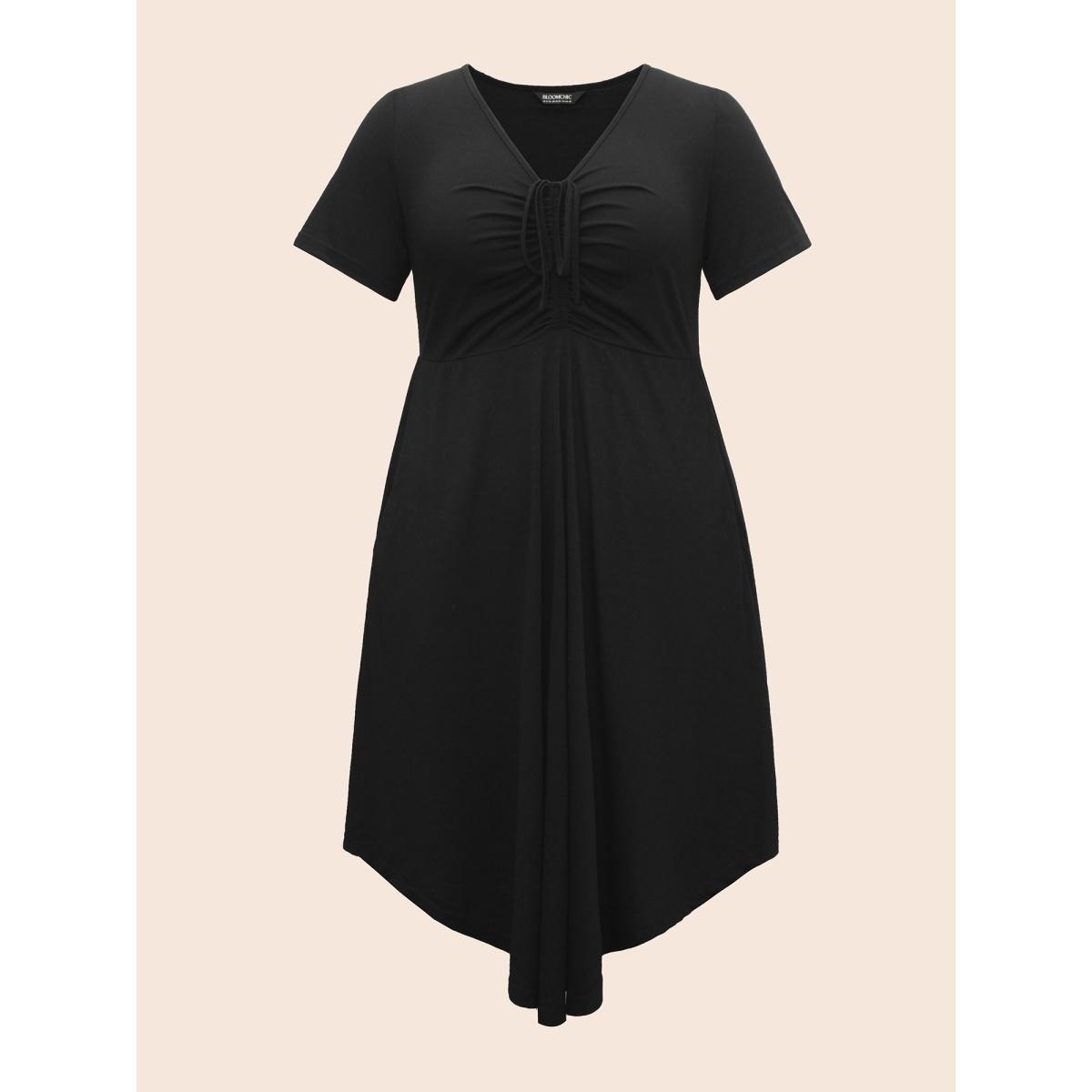 Plus Size Solid Drawstring Ruched Curved Hem Dress Black Women Elegant Gathered V-neck Short sleeve Curvy BloomChic 14-16/1X Product Image