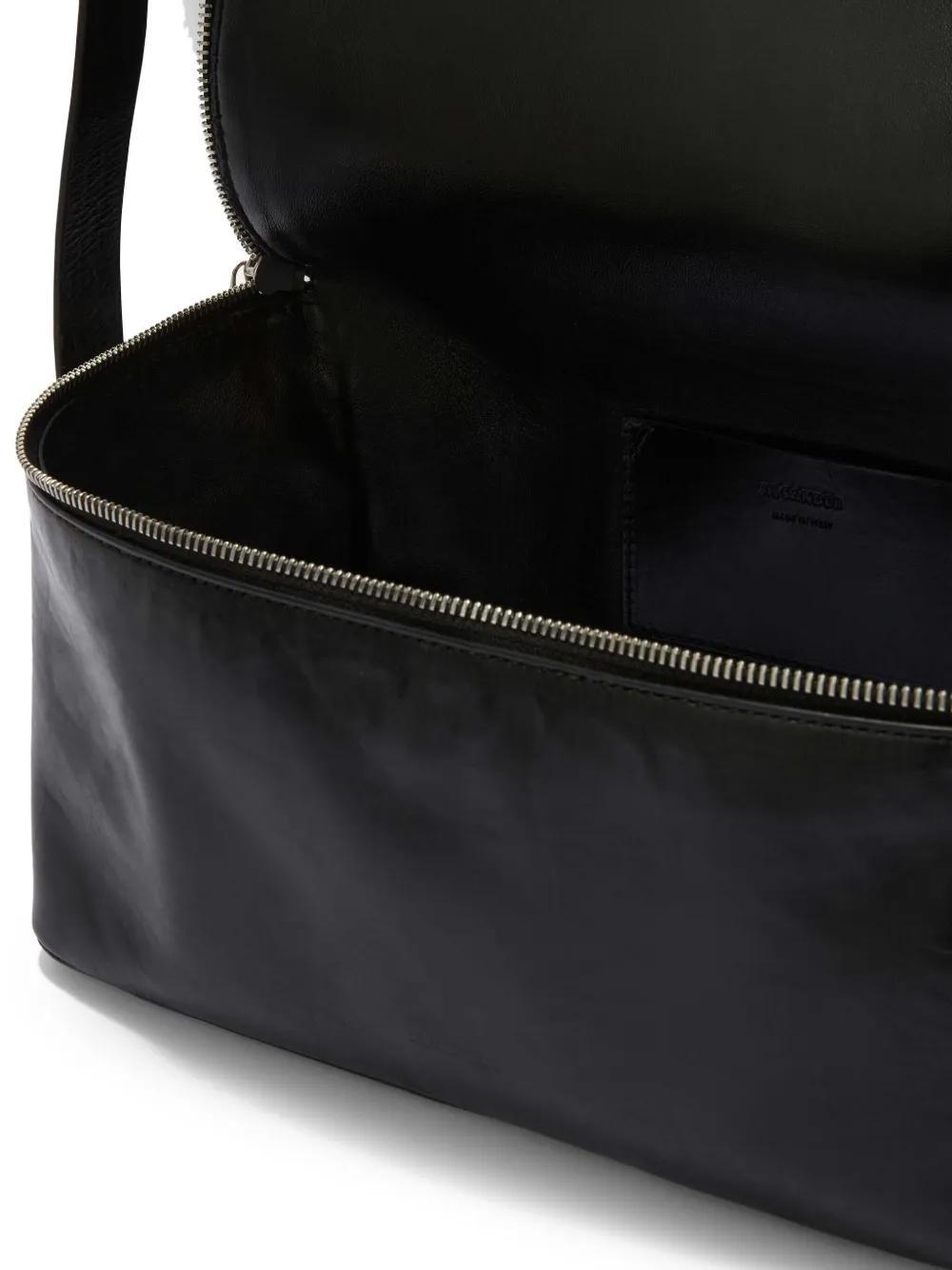 JIL SANDER Medium Leather Shoulder Bag In Schwarz Product Image