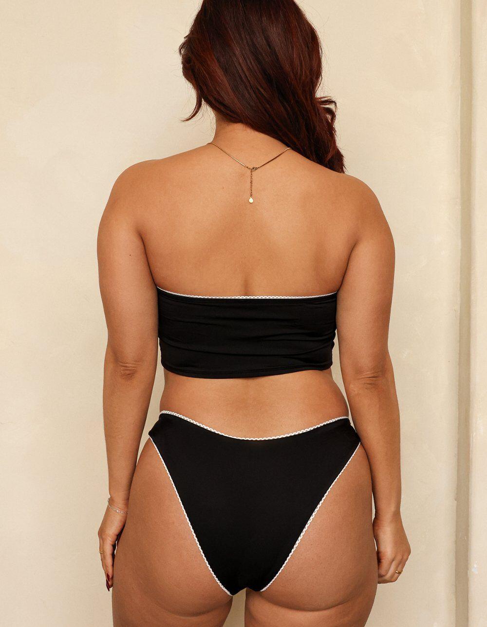 DIPPIN' DAISY'S Mary Bandeau Bikini Top - BLACK Product Image
