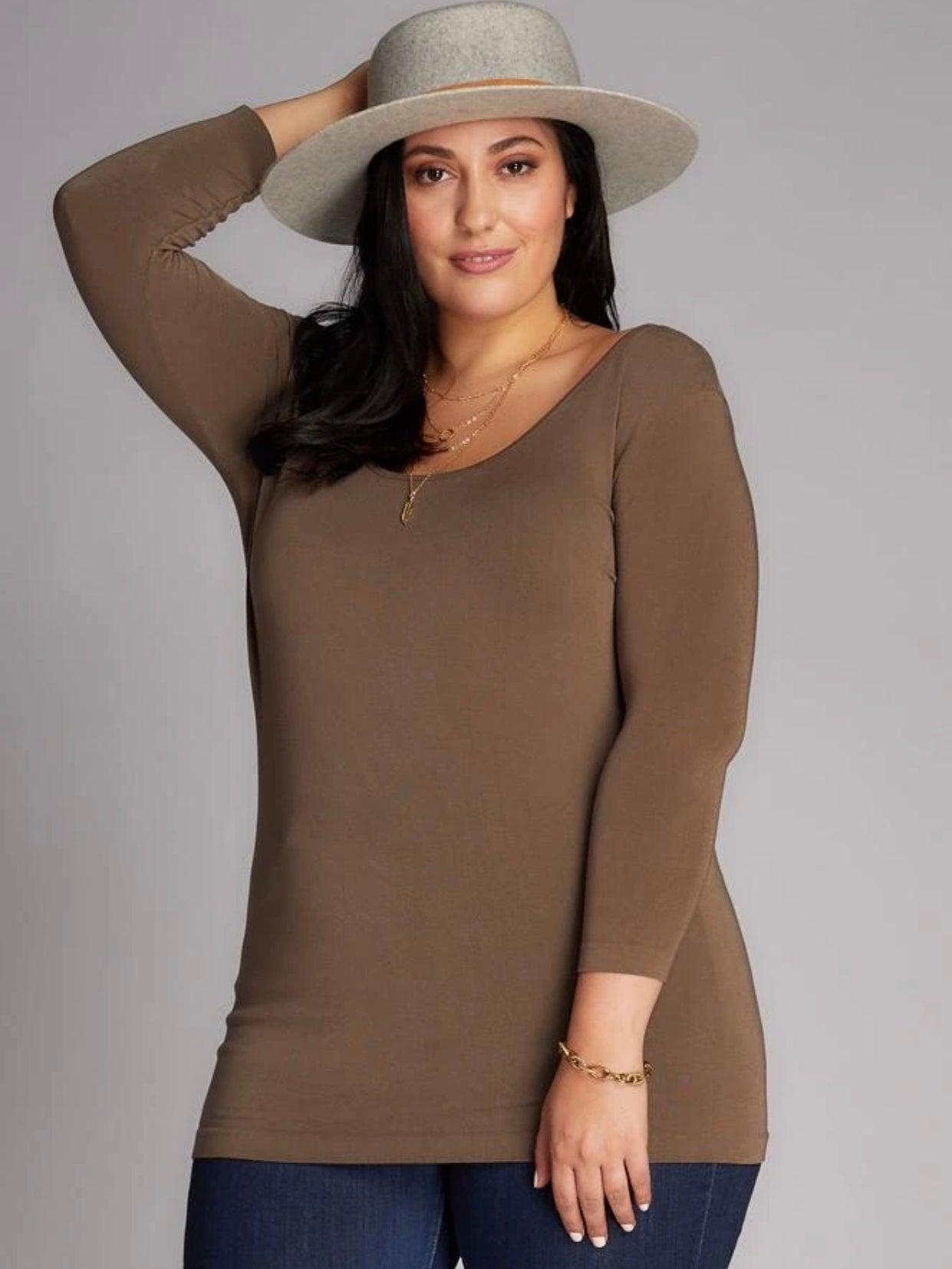C’est Moi Plus-Size 3/4 Sleeve Top Product Image