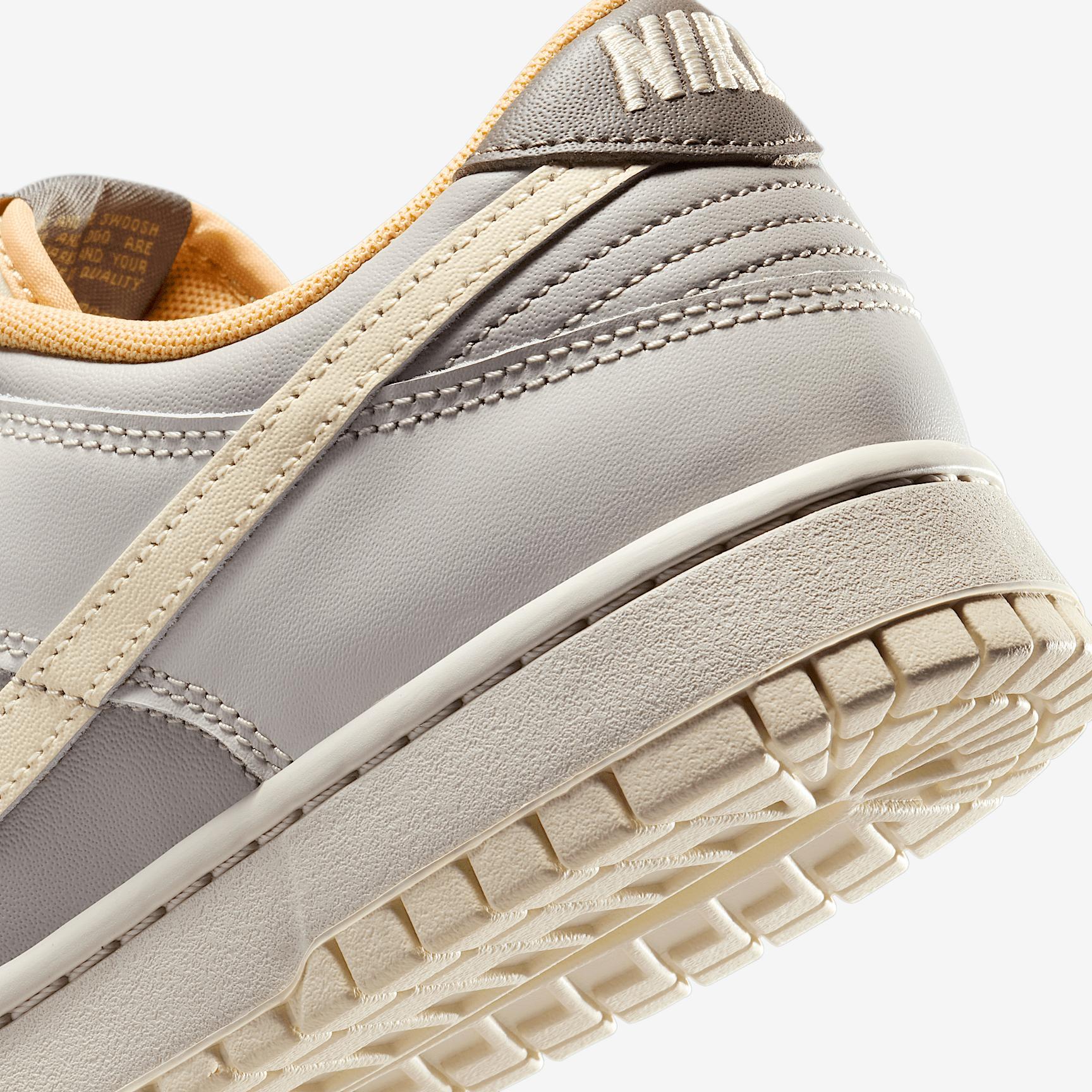 Nike Men's Dunk Low Retro Shoes Product Image