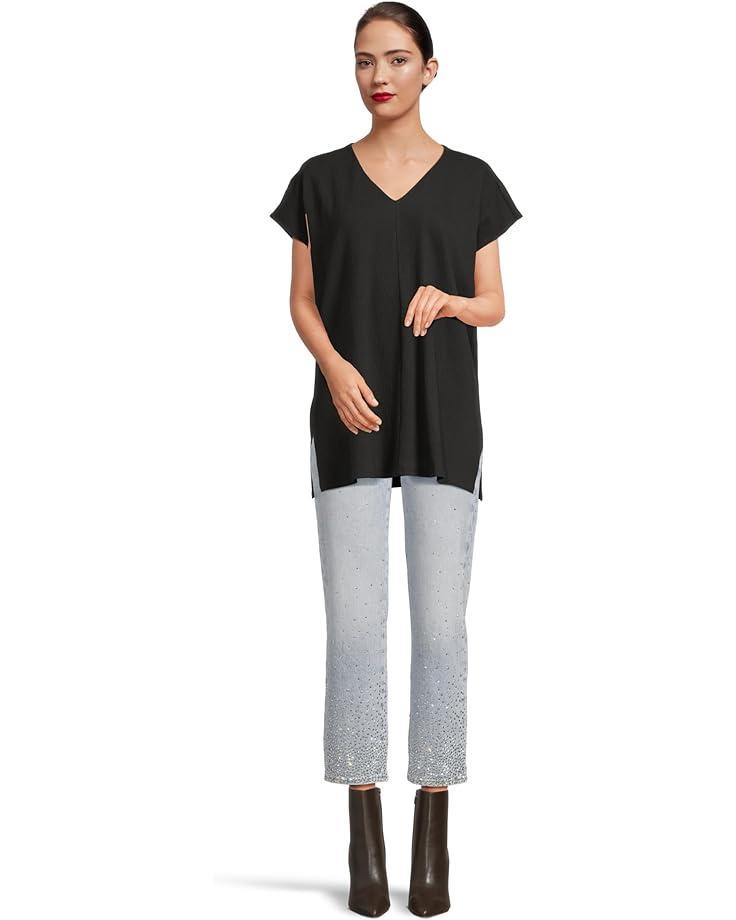 V-Neck Square Tee Product Image