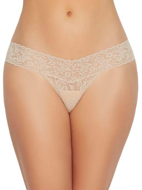 Signature Lace Low-Rise Thong Product Image