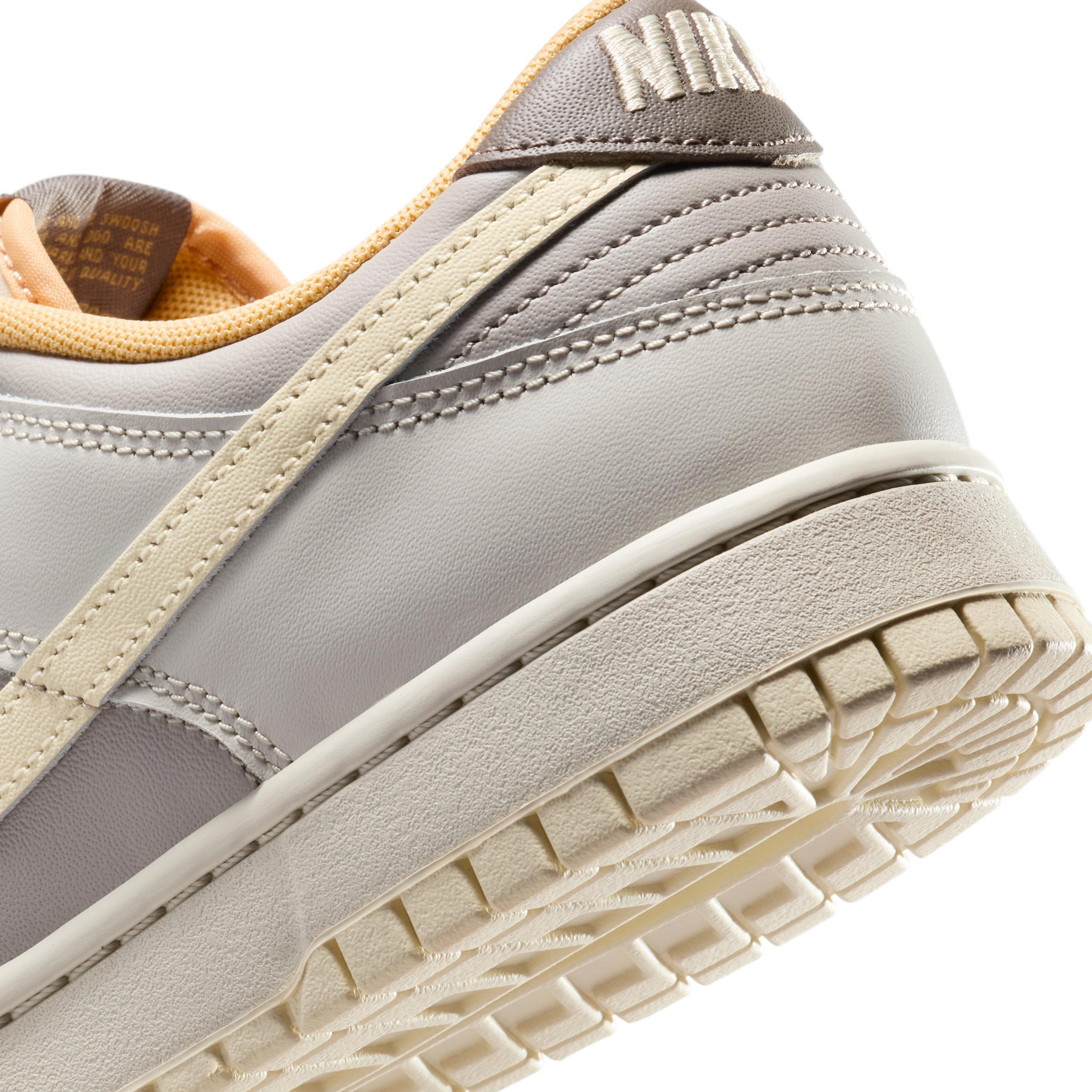 Nike Dunk Low Retro Men's Shoes Product Image