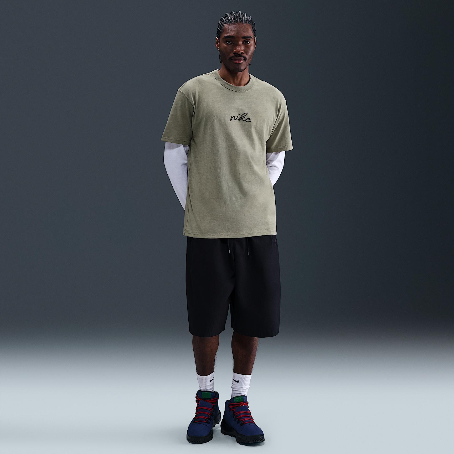 Nike Sportswear Premium Essentials Men's T-shirt Product Image