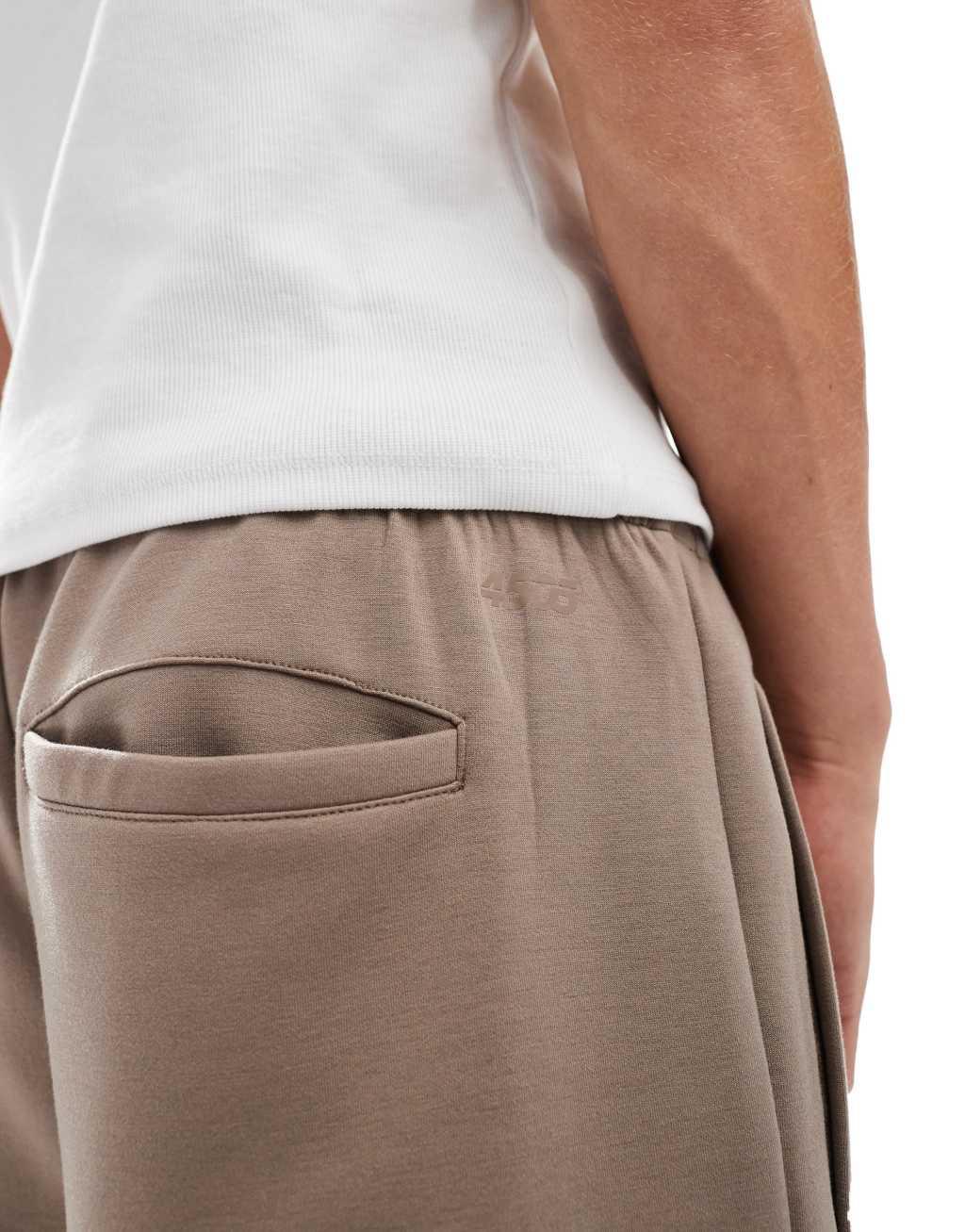 4505 Icon training quick dry performance cargo sweatpants in taupe gray  Product Image