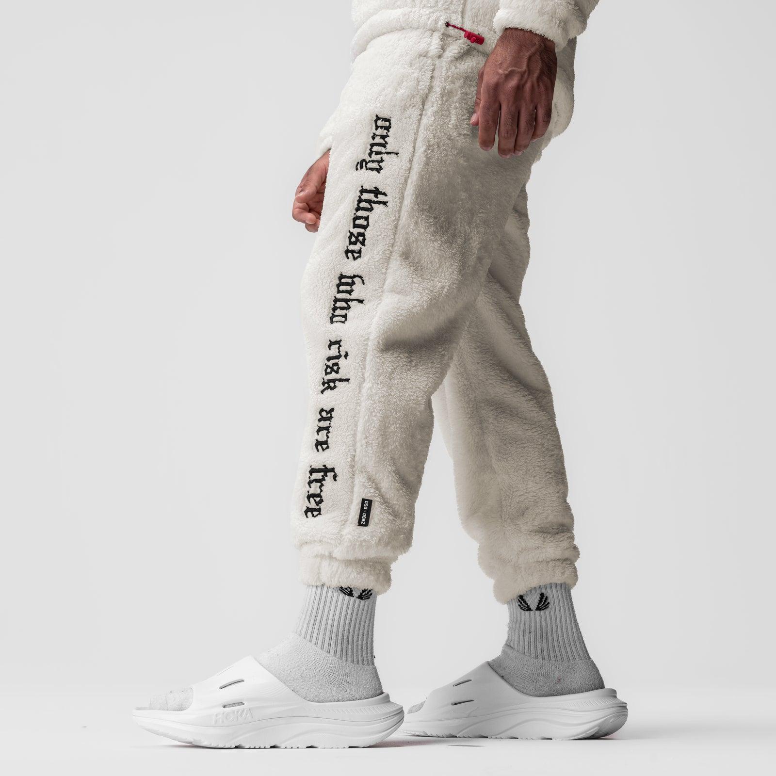 0692. Sherpa Recovery Sweats - Ivory Cream/Black Male Product Image