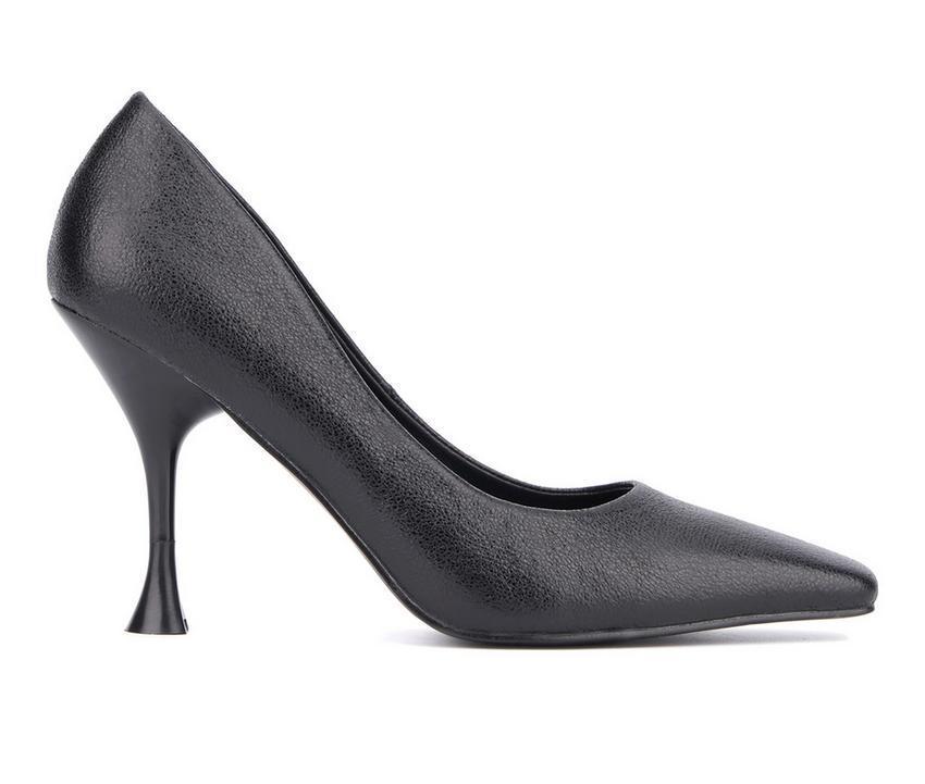 Women's Torgeis Kamana Pumps Product Image