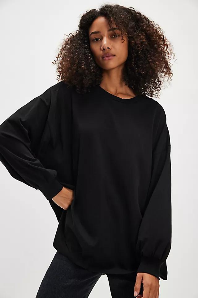 Lace Heart Long-Sleeve Tee Product Image