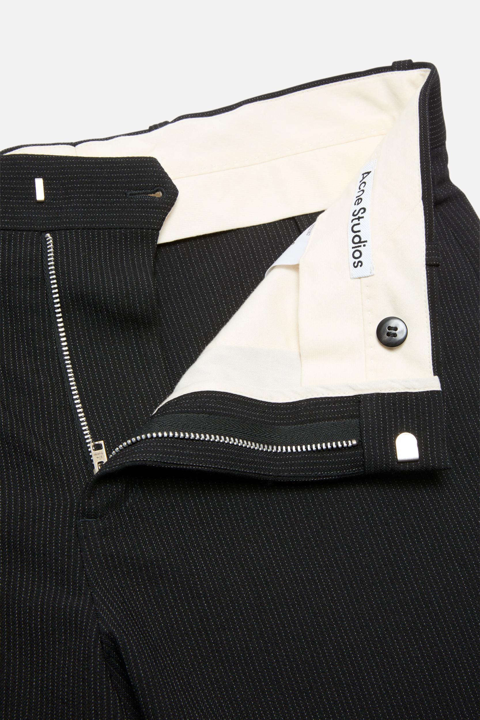 Tailored wool shorts Product Image