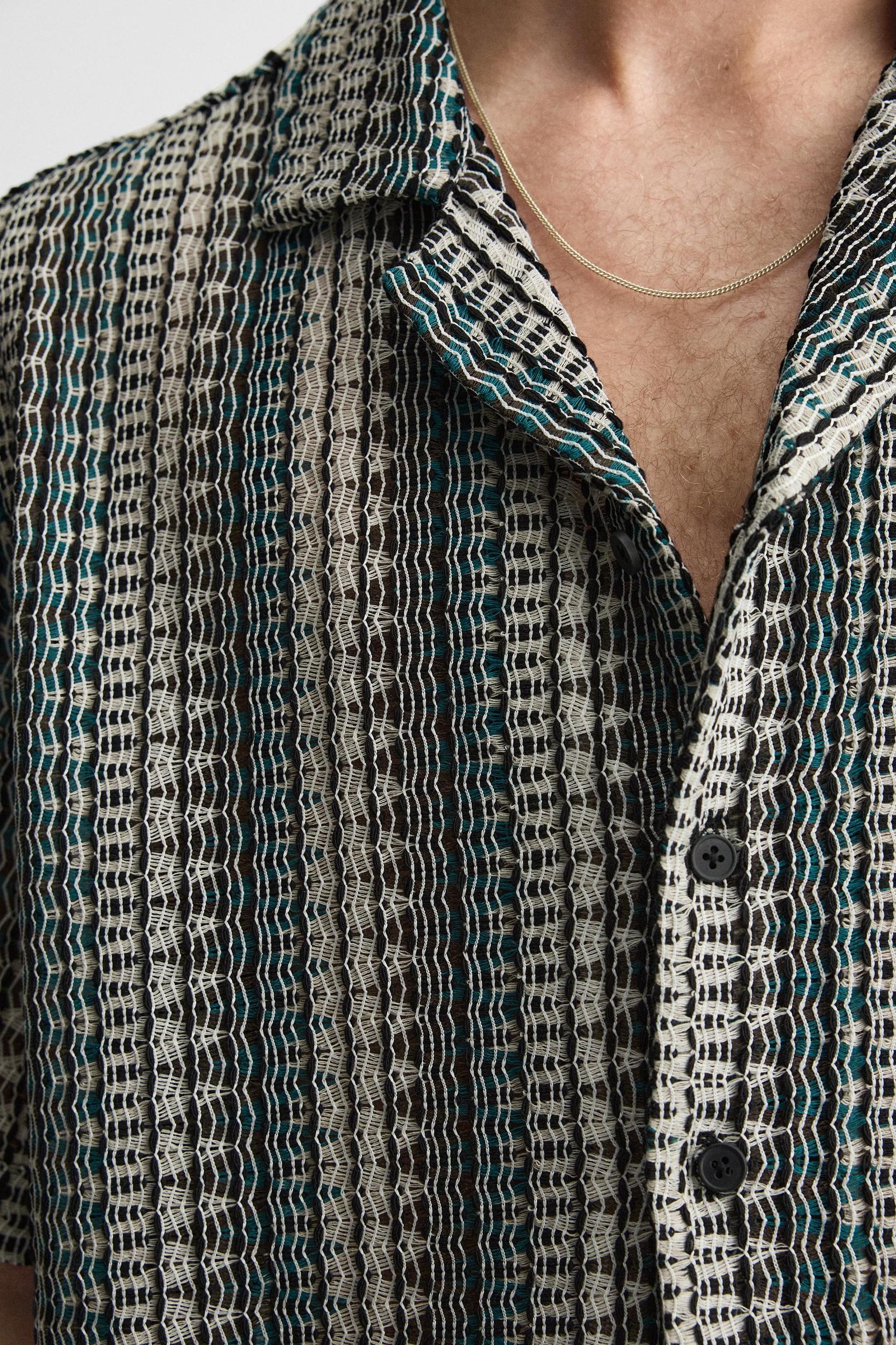 GEOMETRIC JACQUARD SHIRT Product Image
