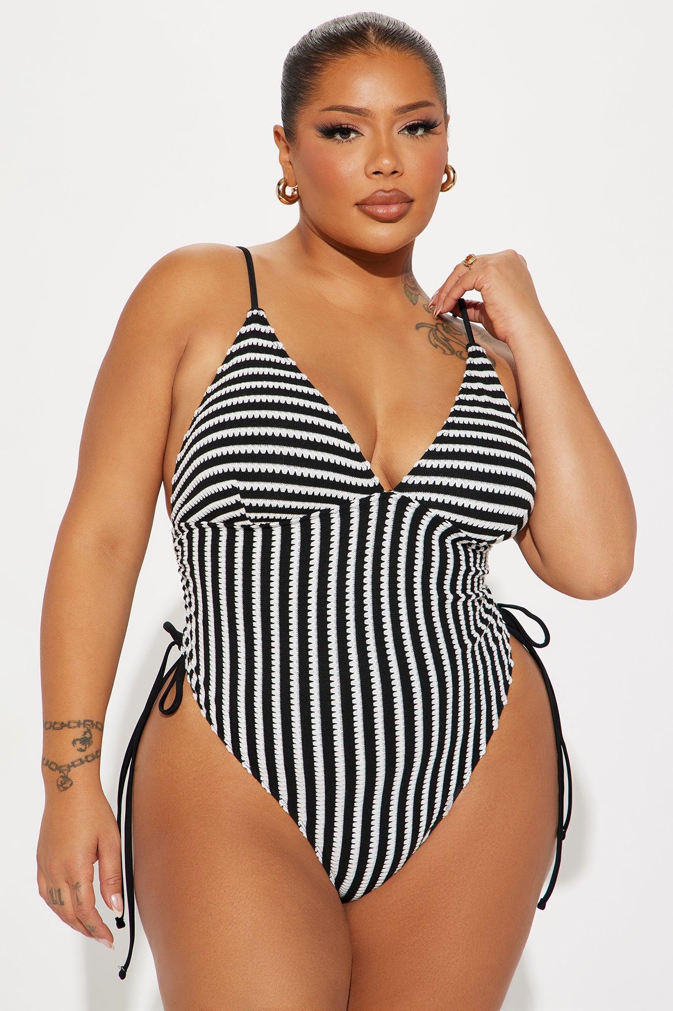 Summer Chic Textured 1 Piece Swimsuit - Black/White Product Image