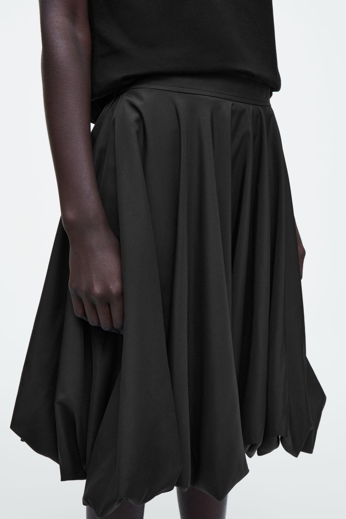 BUBBLE-HEM MINI SKIRT Product Image