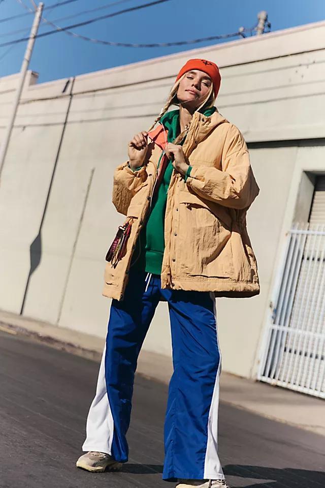 Billie Boxy Lightweight Insulated Jacket Product Image