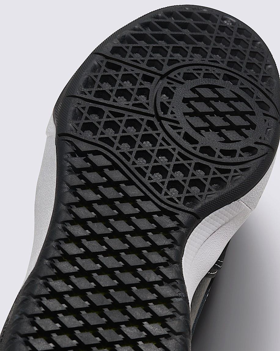 Rowan 2 Shoe in Black| Vans US Product Image