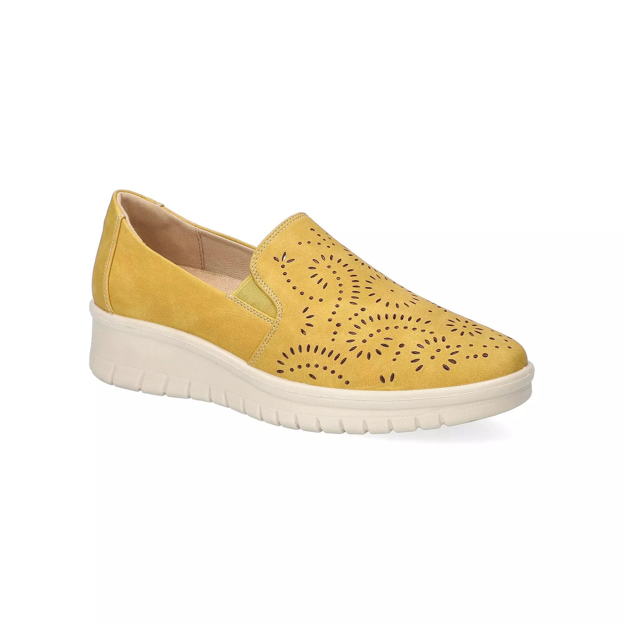 Ying by Easy Street Women's Comfort Flats, Size: 7.5, Yellow Product Image