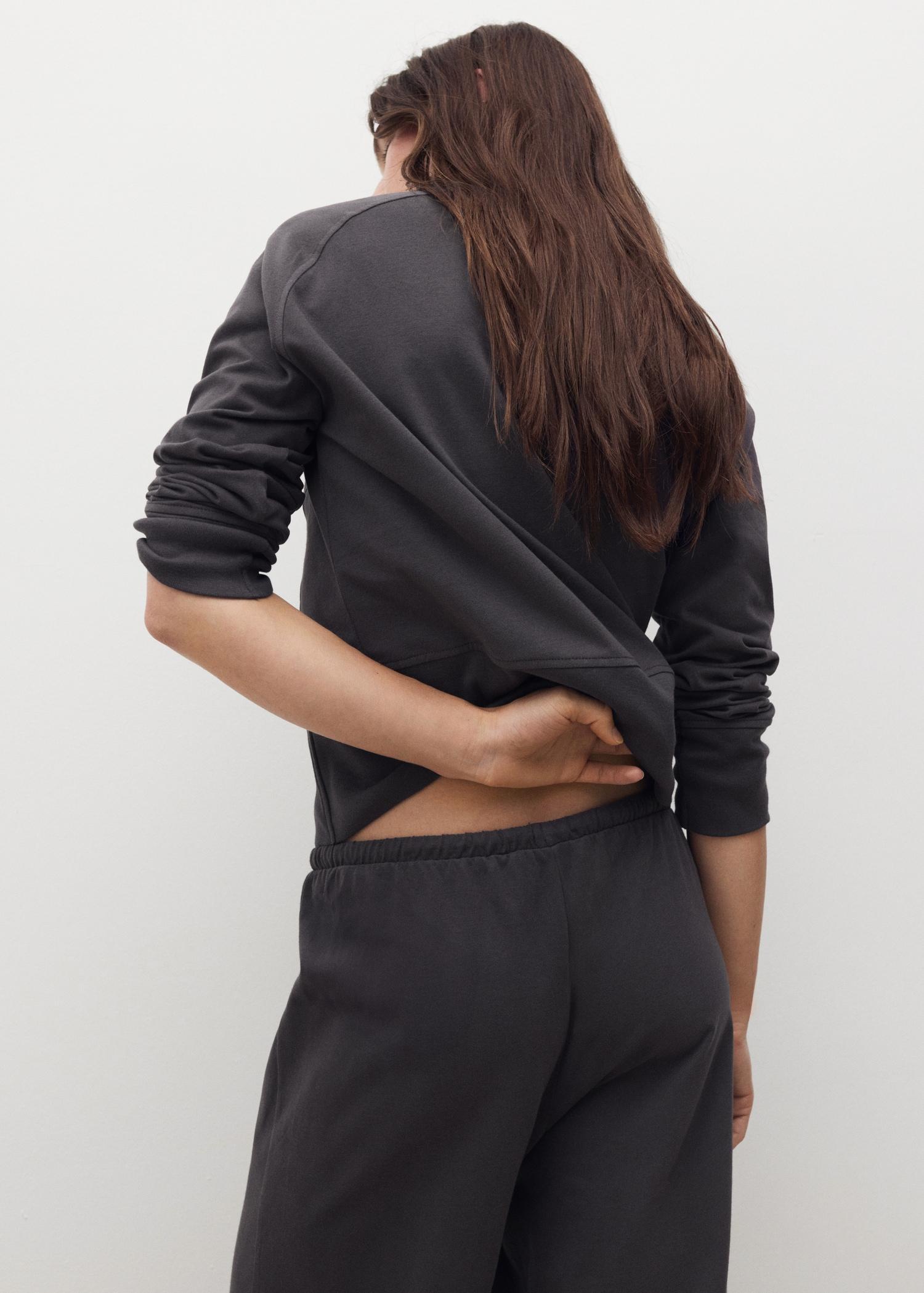 Fluid cotton sweatshirt - Women | MANGO USA Product Image