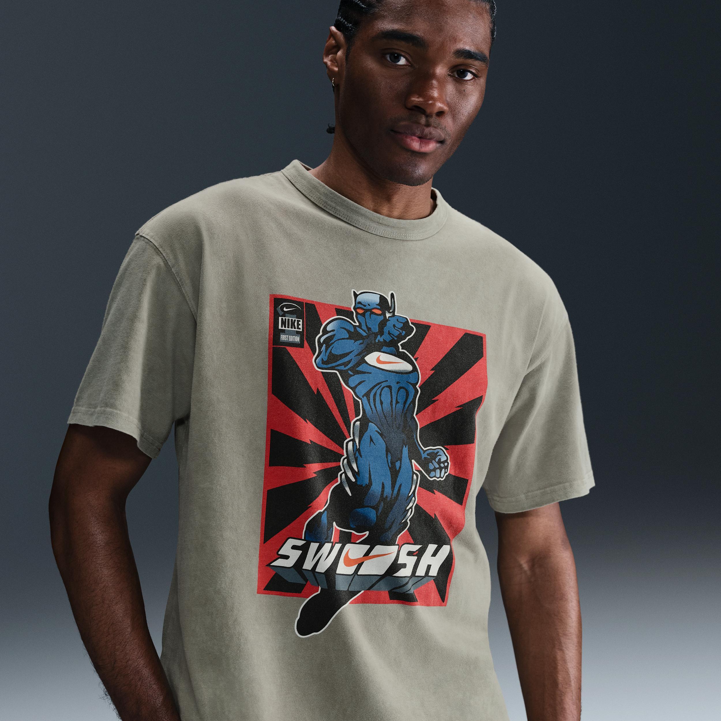 Nike Men's Max90 Fitness T-Shirt Product Image