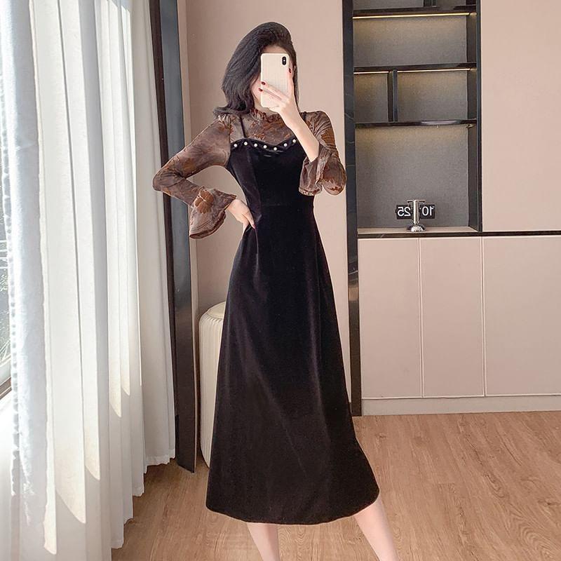 Long Sleeve Crew Neck Plain Lace Panel Velvet A-Line Midi Dress Product Image