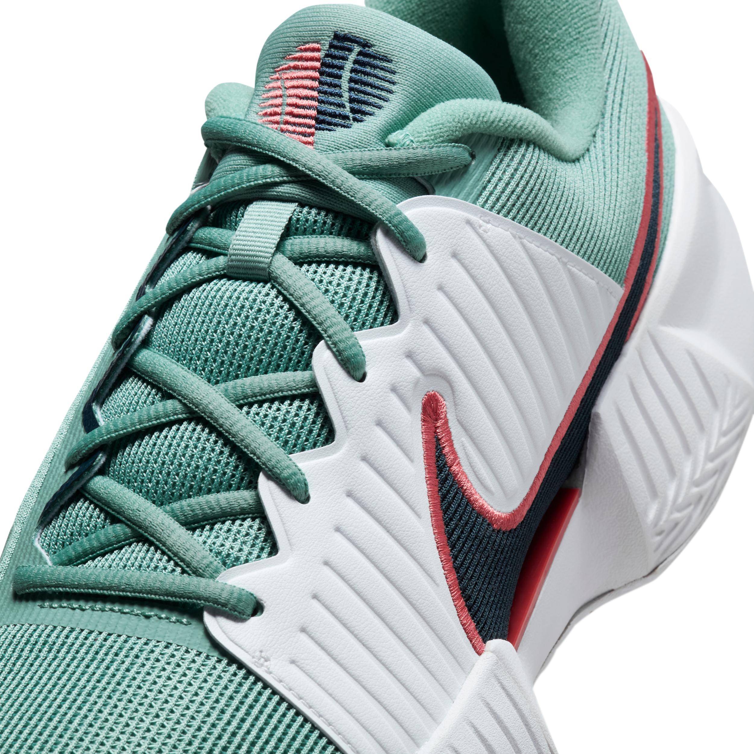 Nike Men's GP Challenge Pro Hard Court Tennis Shoes Product Image
