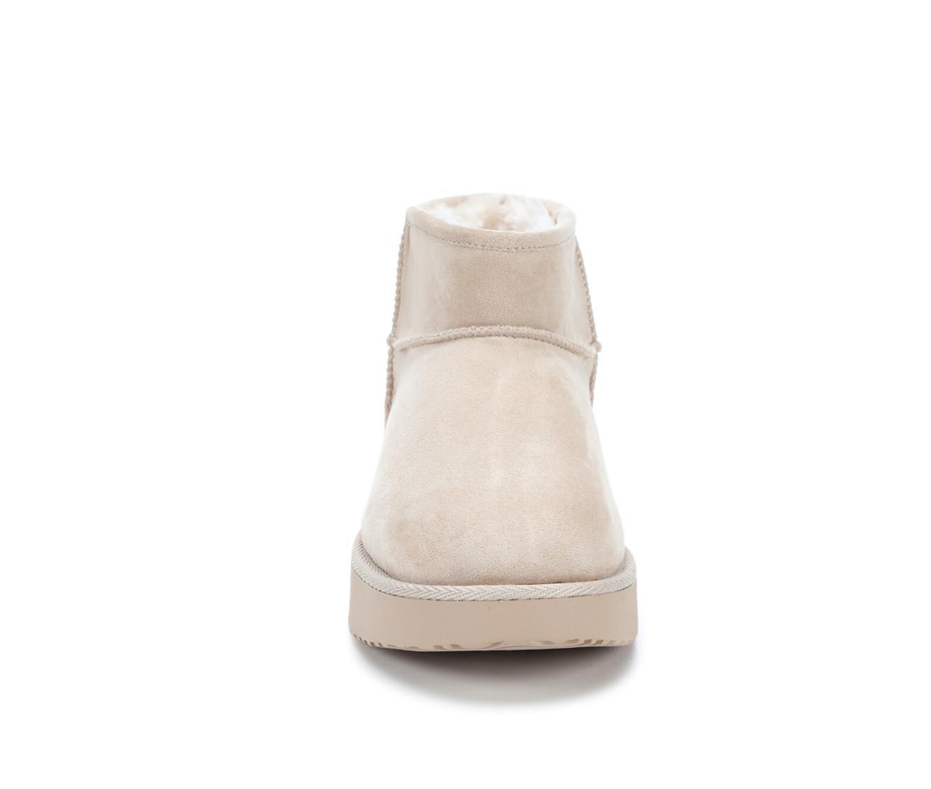 Women's Makalu Zhuri Boots Product Image