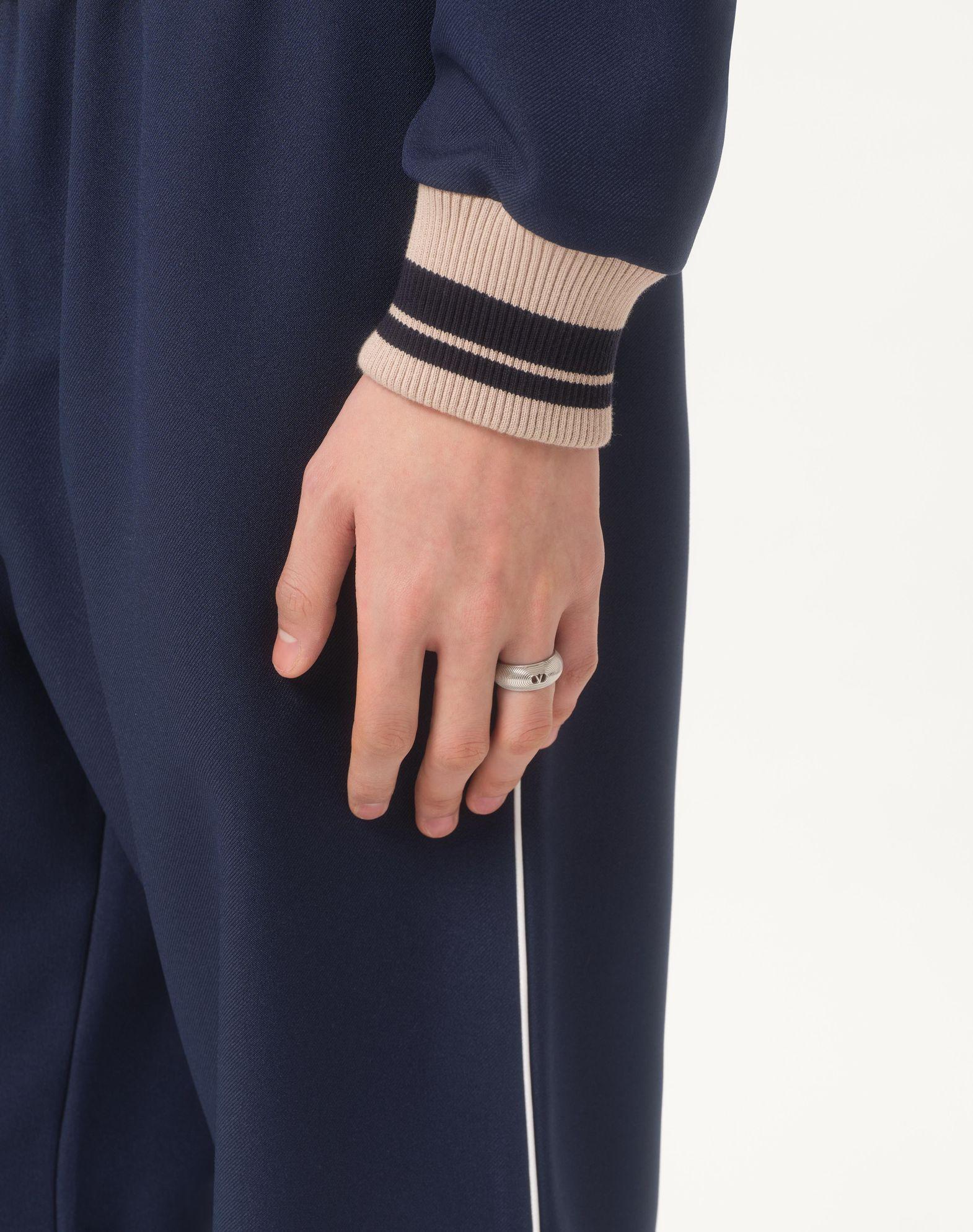 Valentino Garavani Ovalette Metal Ring Product Image