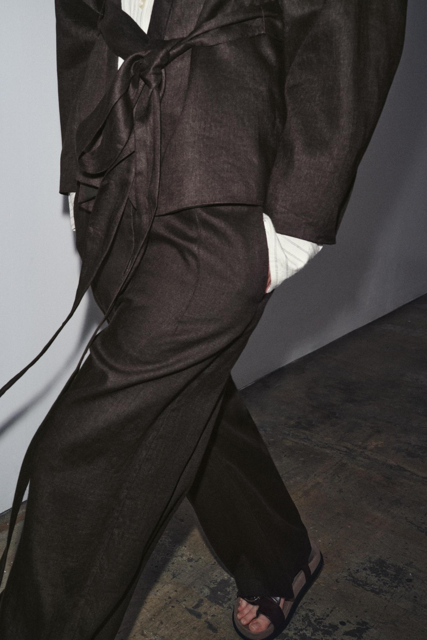 ZW COLLECTION LINEN BELTED KIMONO Product Image