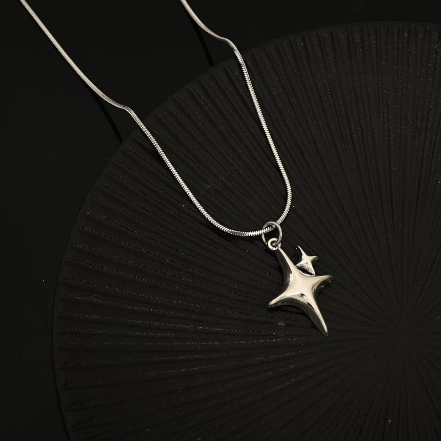 Star Pendant Necklace Product Image