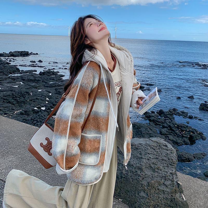 Mock Two-Piece Hooded Plaid Zip-Up Jacket Product Image