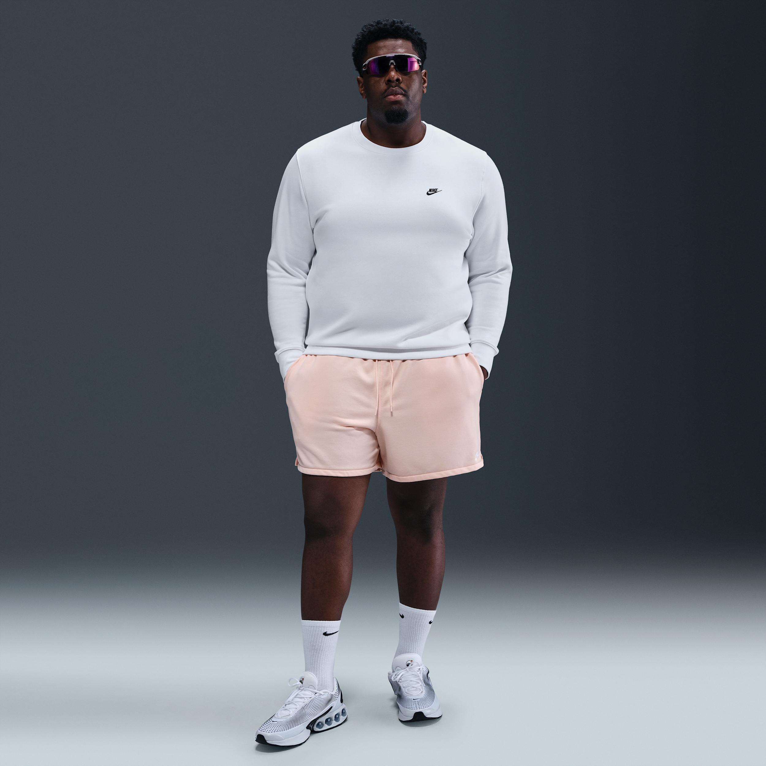 Nike Men's Club Fleece Crew Product Image