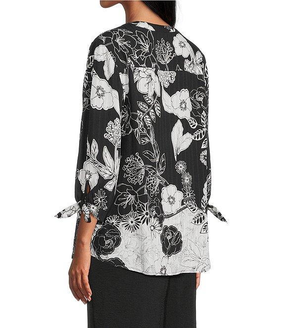 Allison Daley Petite Floral Slope Border Print 3/4 Sleeve Y-Neck Blouse Product Image