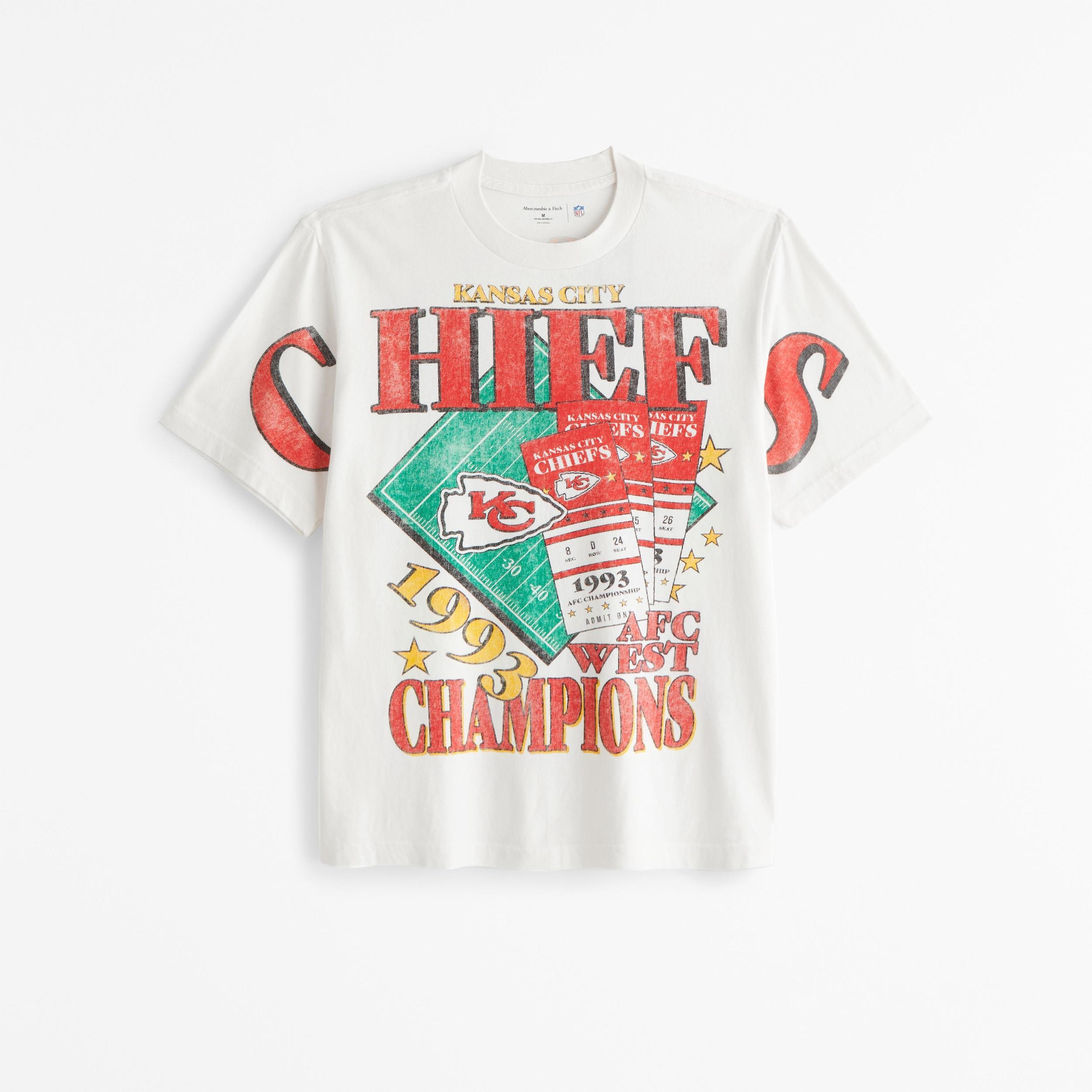Kansas City Chiefs Vintage-Inspired Graphic Tee Product Image